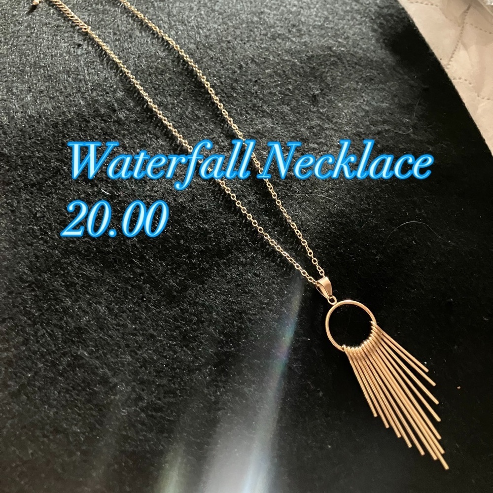 Elegant Gold Waterfall Necklace